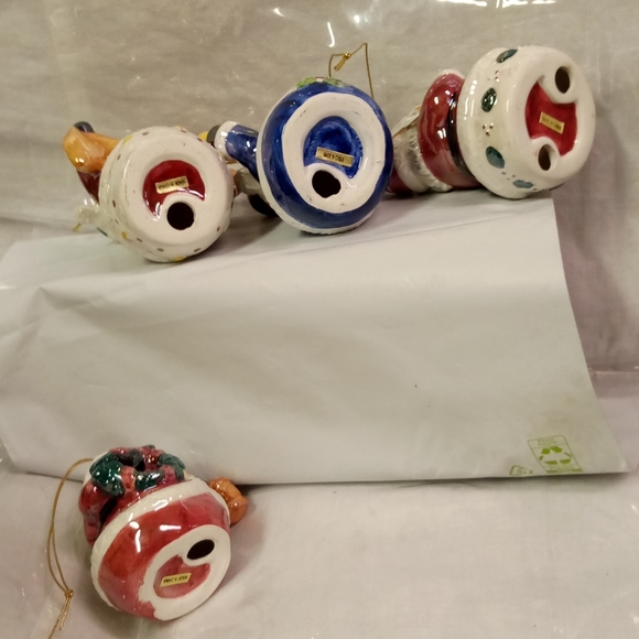 Set of 4 Christmas Santa Claus Ornaments Glossy Ceramic Pottery - Picture 9 of 9